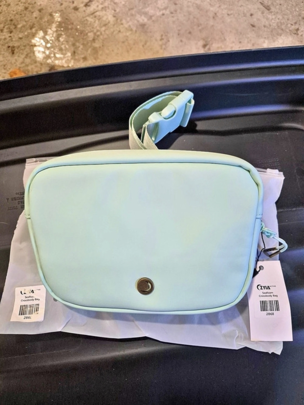Zyia Seafoam Green Crossbody Bag NWT